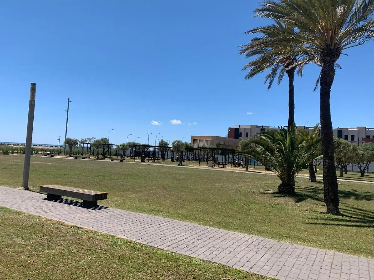Apartamento Para 5 Personas Frente Al Mar Con Piscina Y Parking location